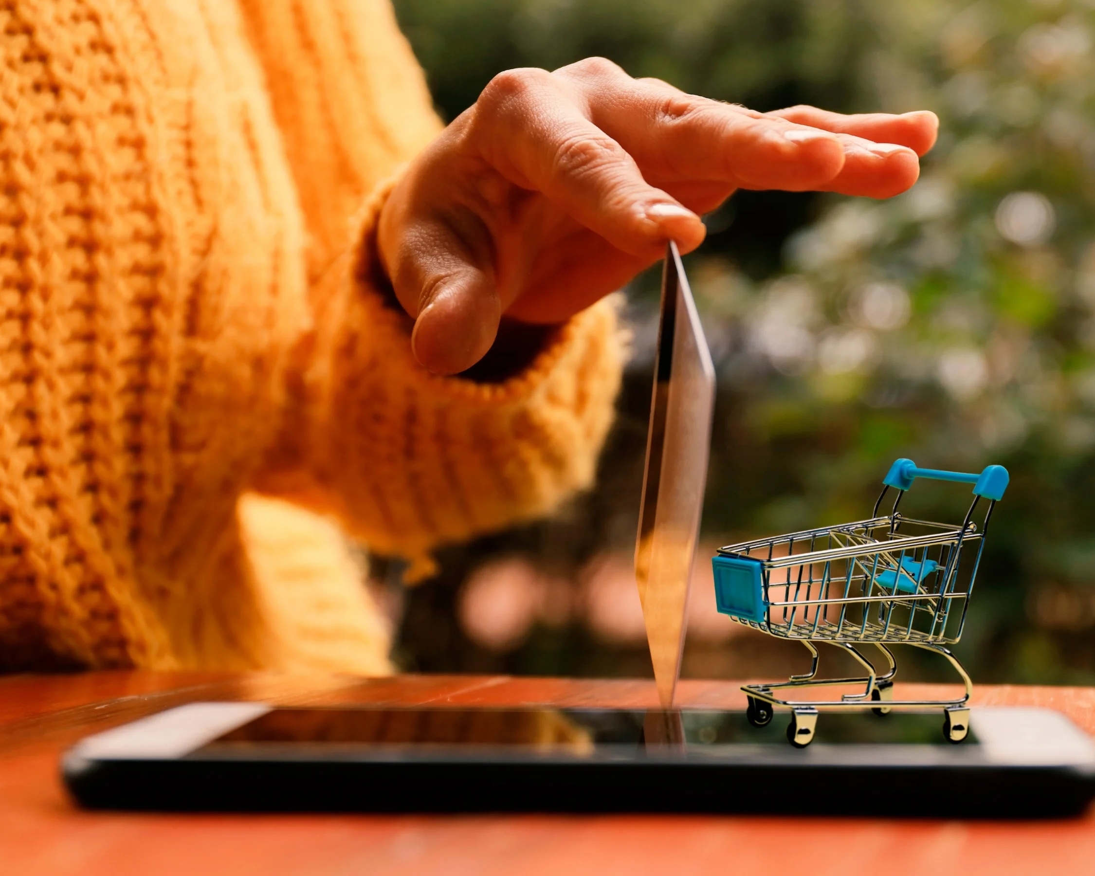 E-Commerce