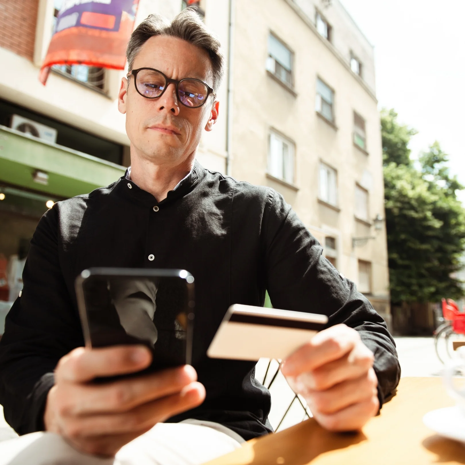 Retail ecommerce integration connecting a POS system with an online store